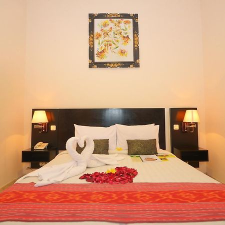 Andari Legian Hotel Bali Exterior photo