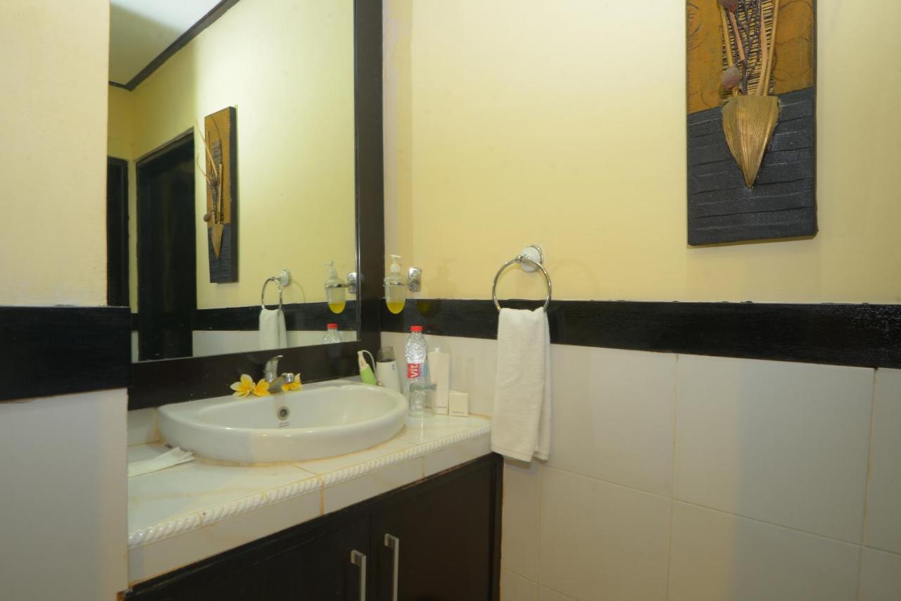 Andari Legian Hotel Bali Exterior photo