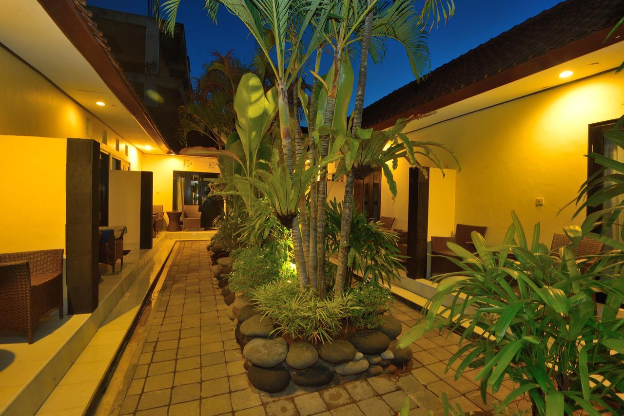 Andari Legian Hotel Bali Exterior photo